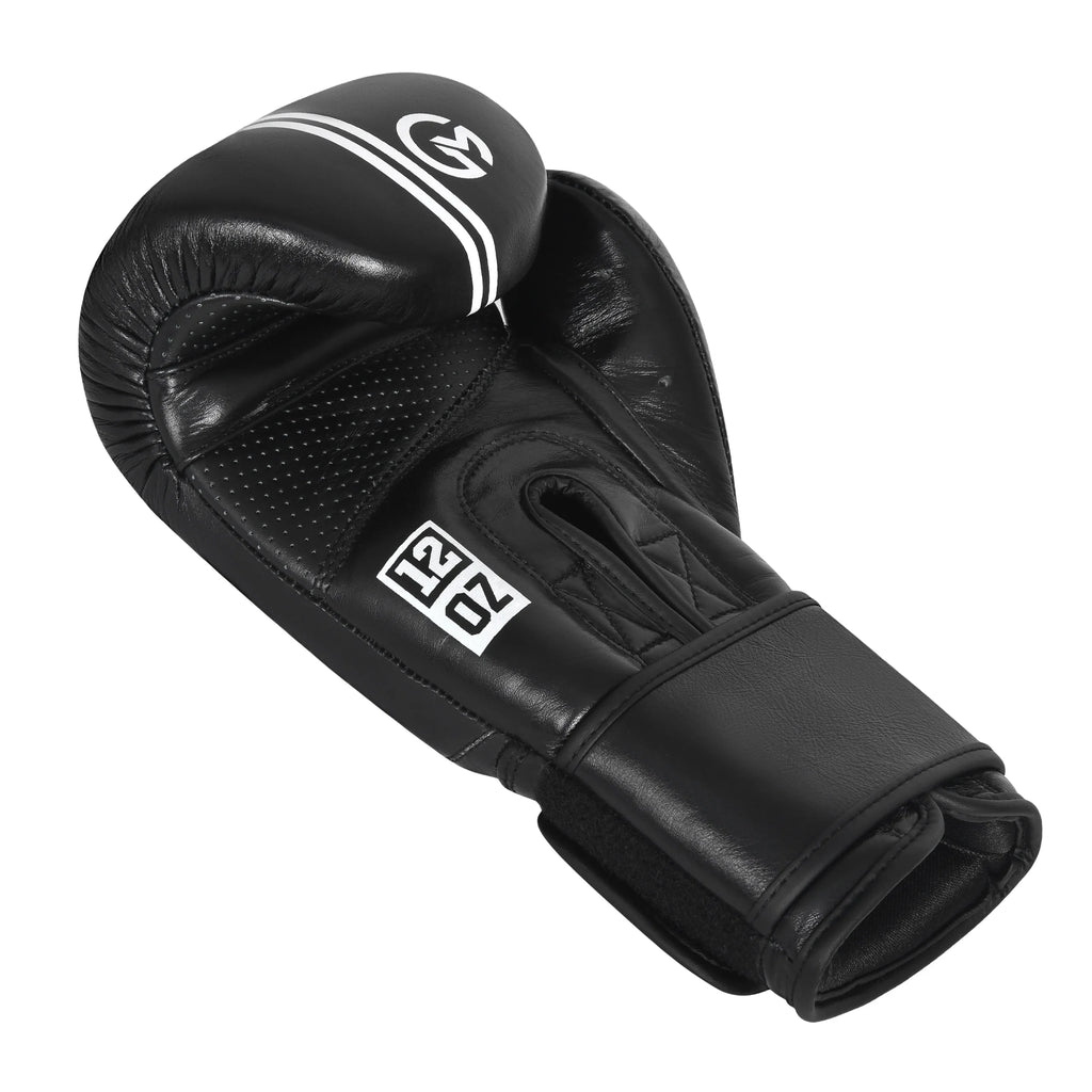 professional black training gloves for boxers